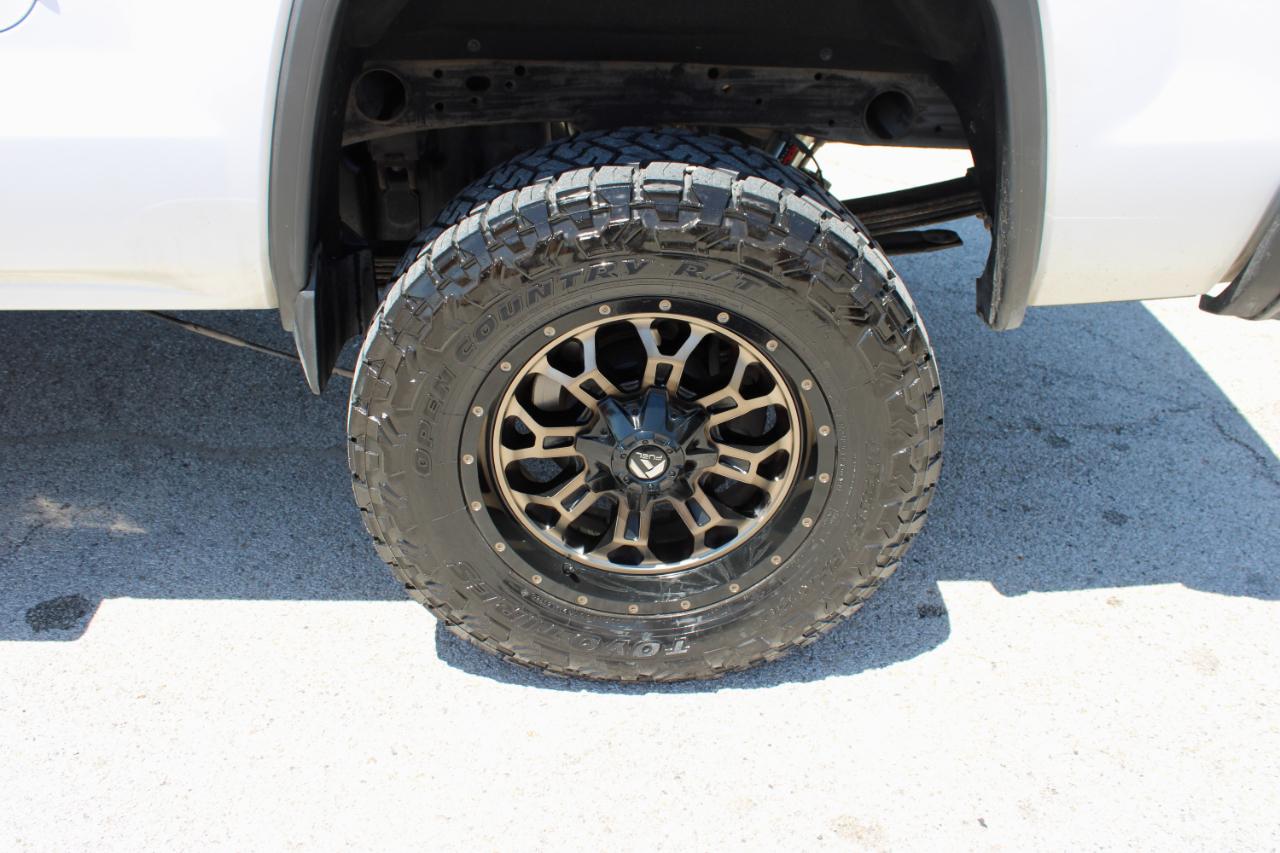 GMC Sierra 2500HD Denali Crew Cab 4WD 2016