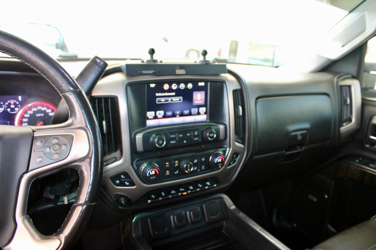 GMC Sierra 2500HD Denali Crew Cab 4WD 2016