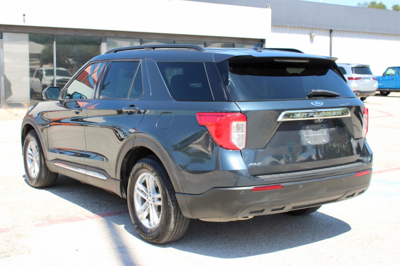 Ford Explorer XLT 2022