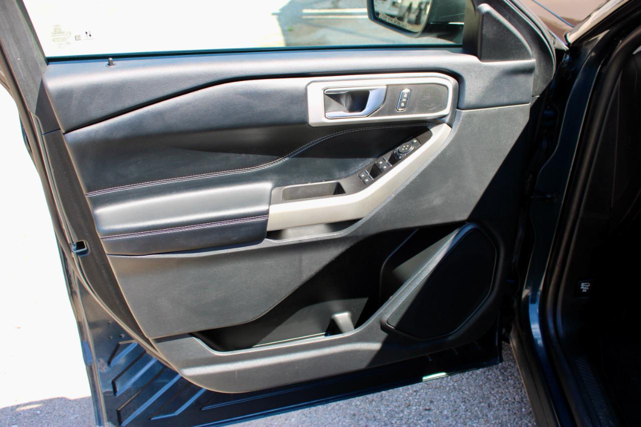 Ford Explorer XLT 2022