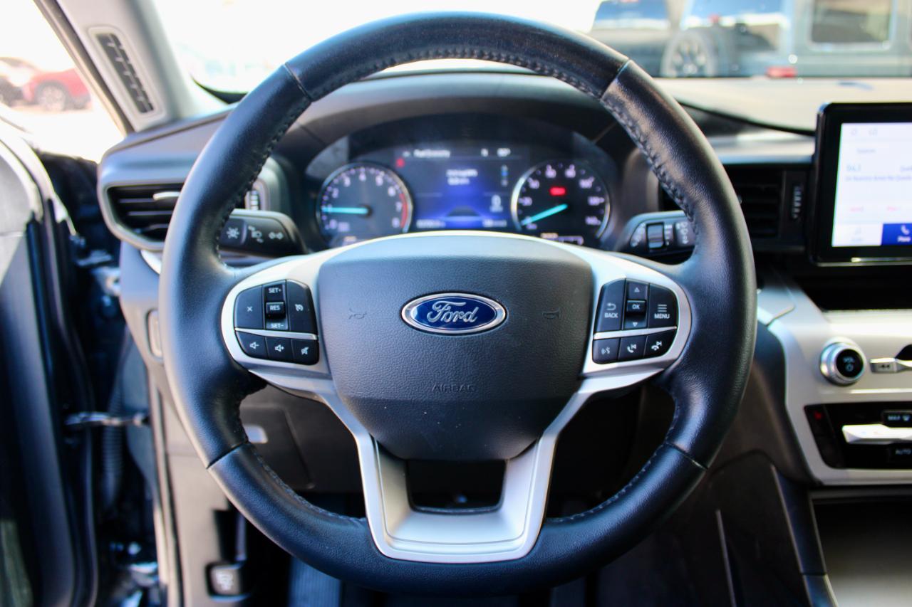 Ford Explorer XLT 2022