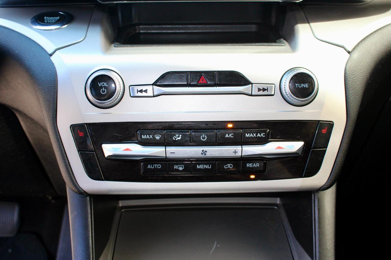 Ford Explorer XLT 2022