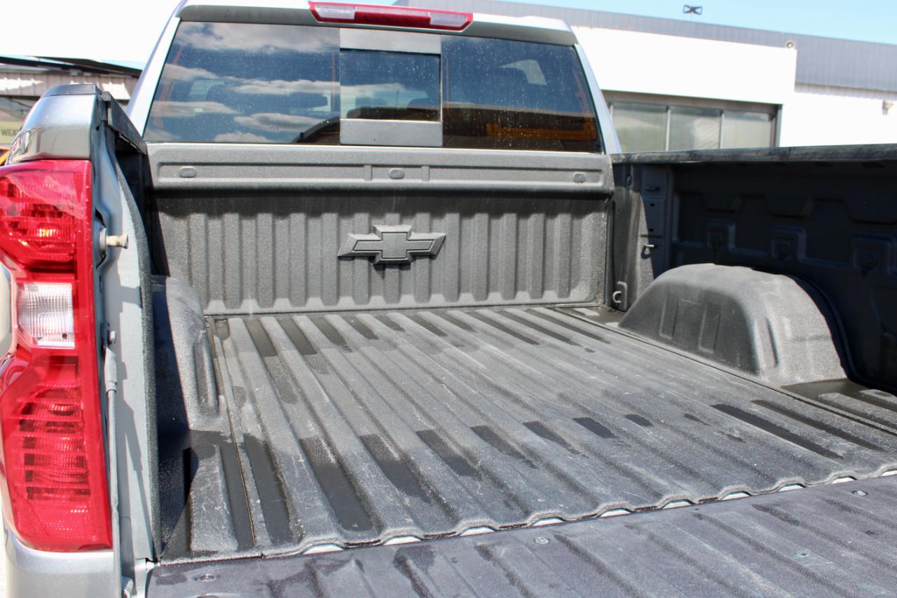 Chevrolet Silverado 1500 LT Crew Cab 4WD 2026