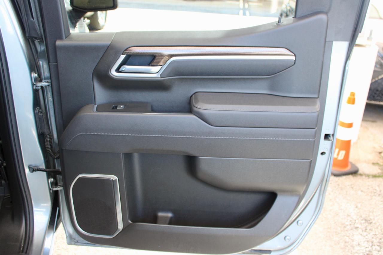 Chevrolet Silverado 1500 LT Crew Cab 4WD 2026