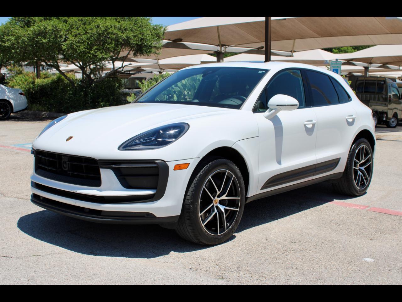 Porsche Macan Base 2023