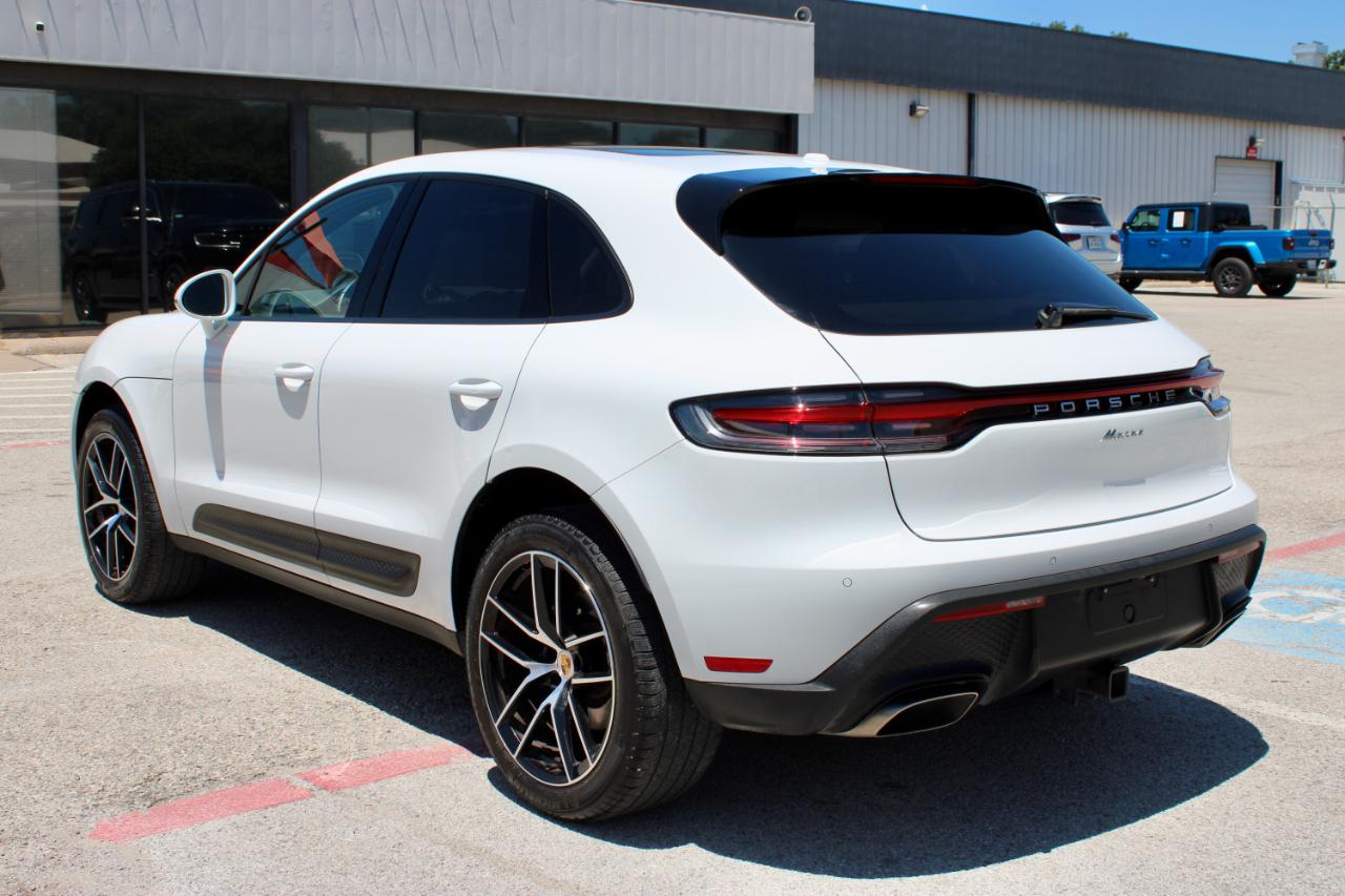 Porsche Macan Base 2023