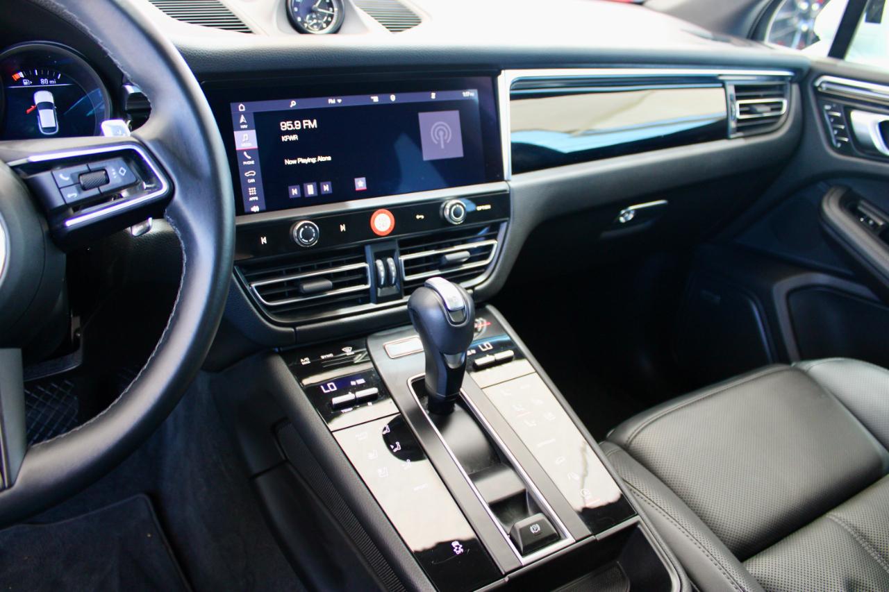 Porsche Macan Base 2023