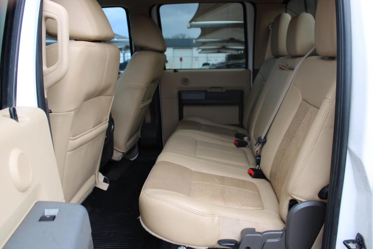 Ford F-250 SD Lariat Crew Cab 4WD 2011