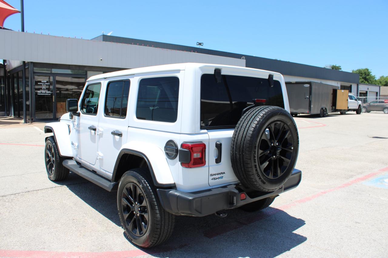Jeep Wrangler 4xe Sahara 2025