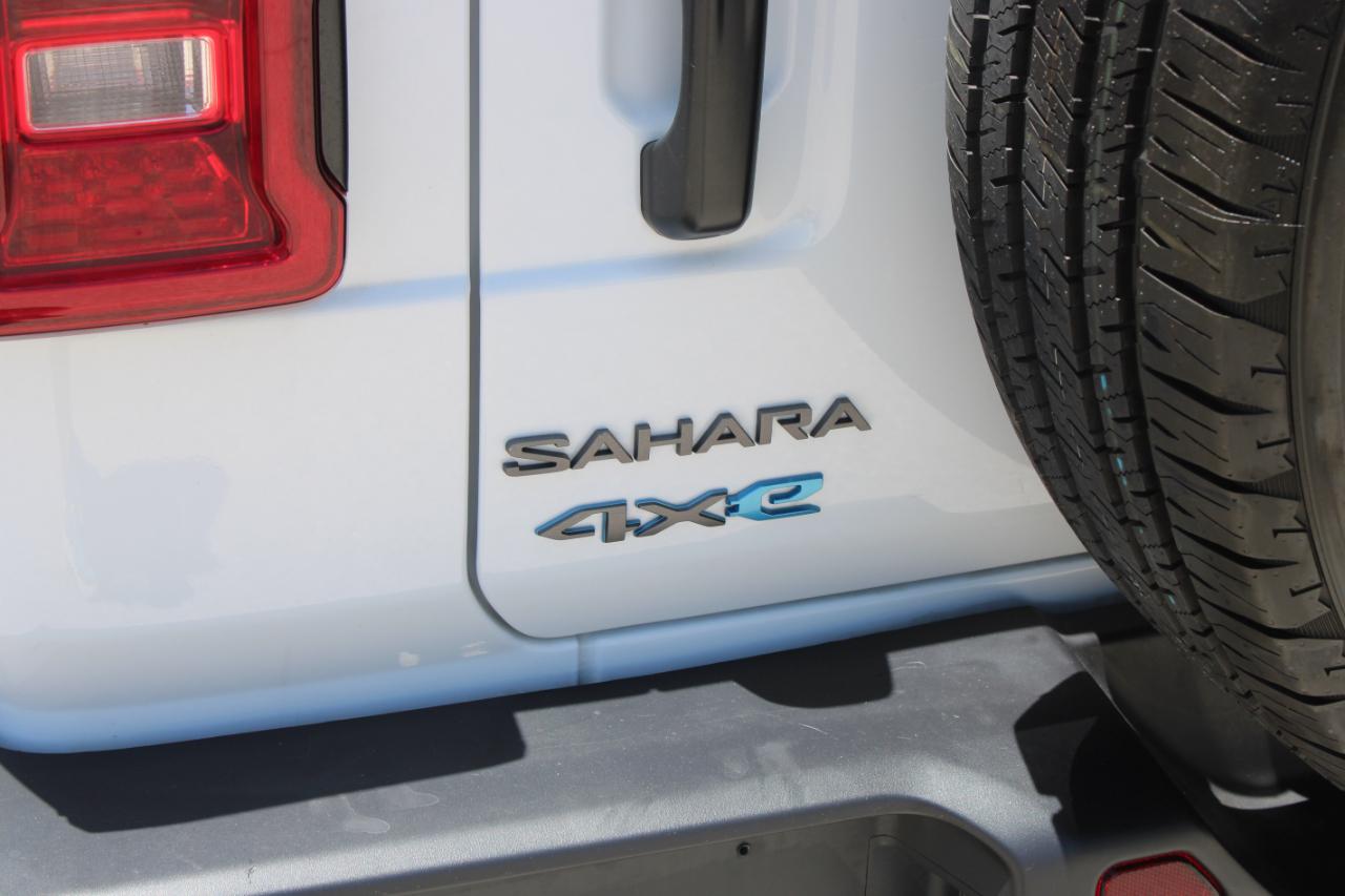Jeep Wrangler 4xe Sahara 2025