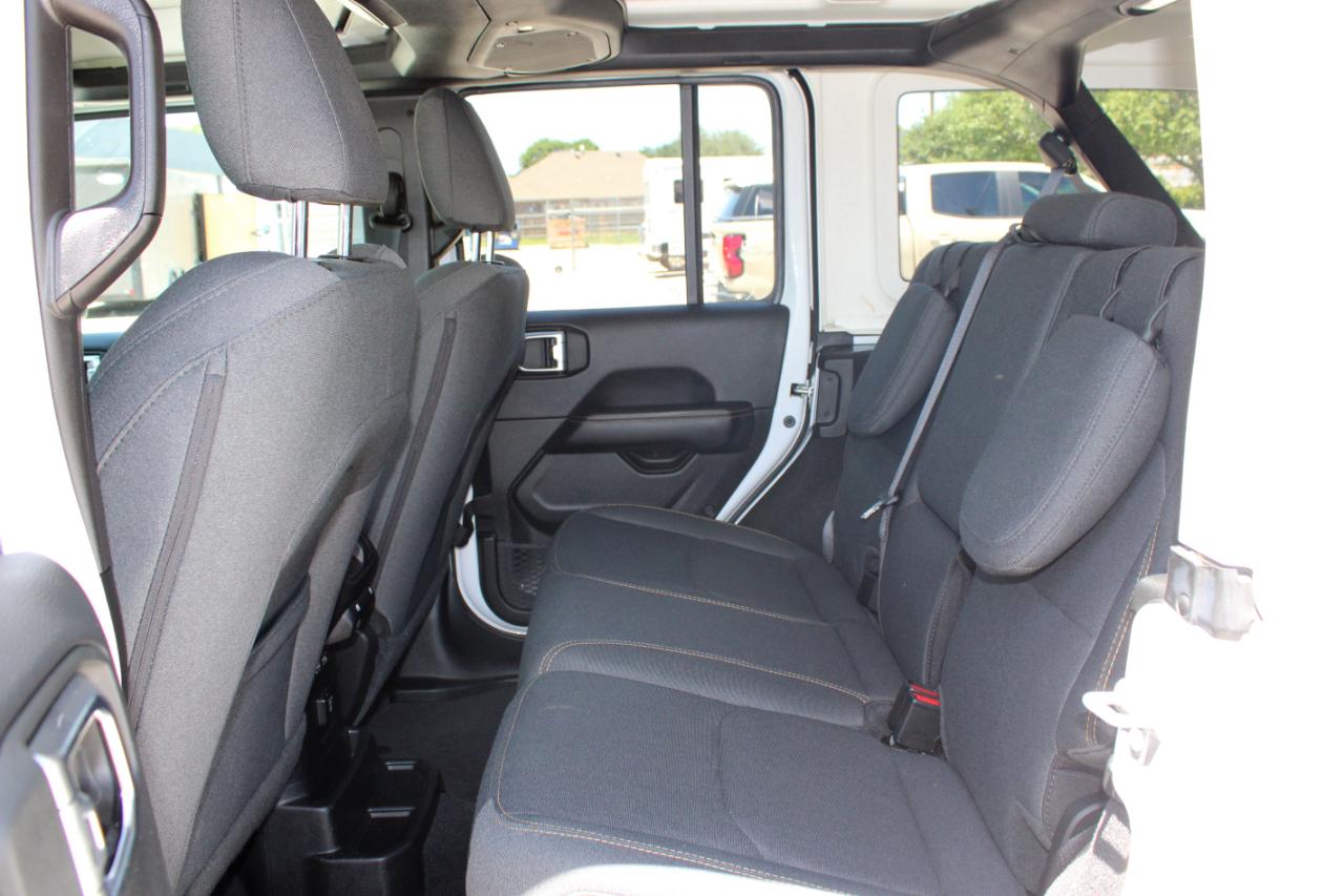 Jeep Wrangler 4xe Sahara 2025