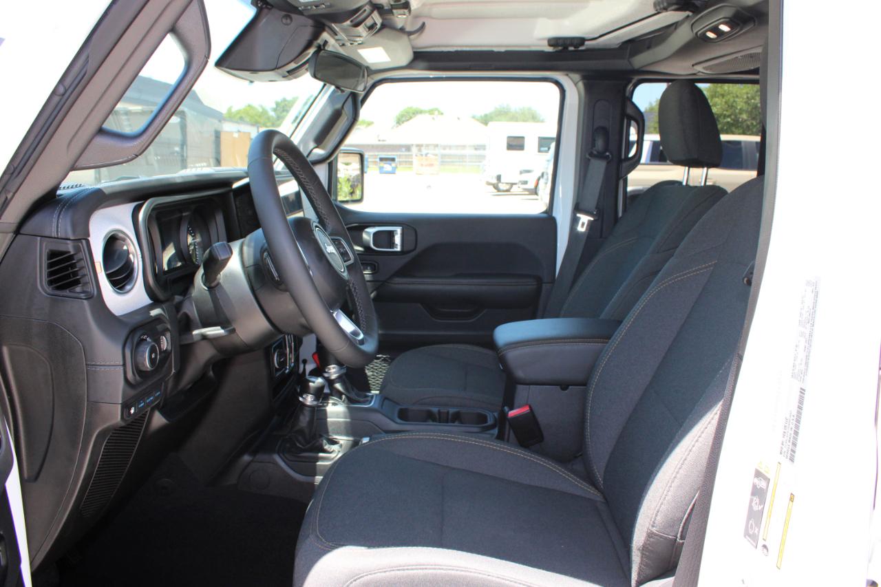 Jeep Wrangler 4xe Sahara 2025