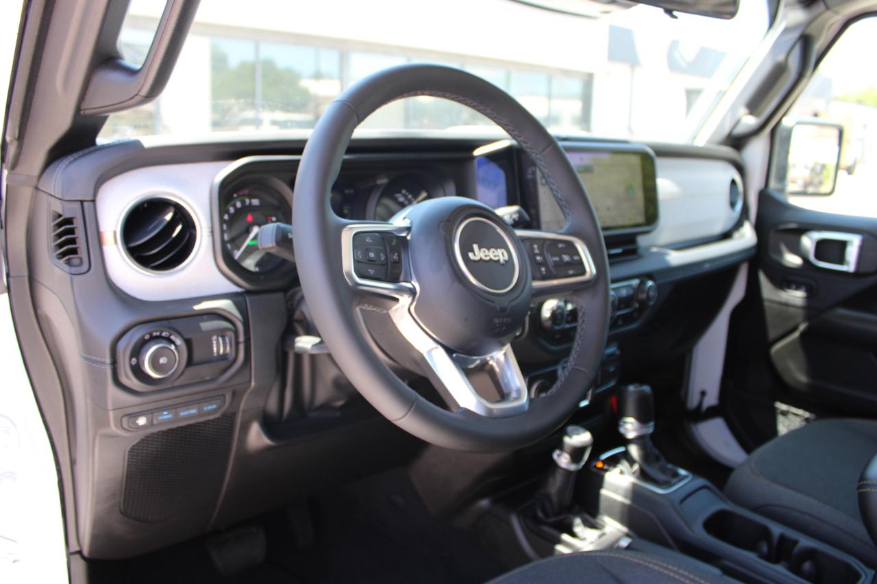 Jeep Wrangler 4xe Sahara 2025