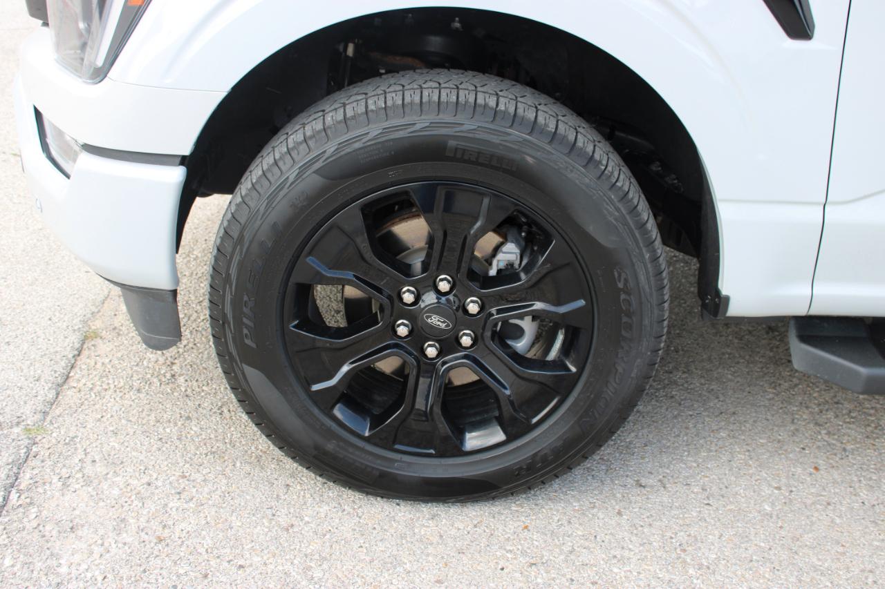 Ford F-150 Lariat SuperCrew 5.5-ft. Bed 4WD 2023
