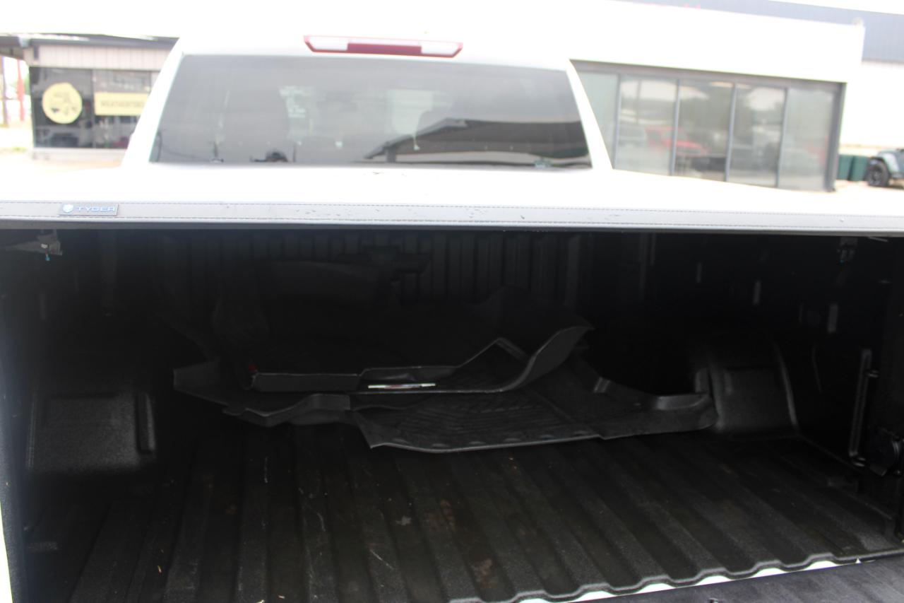 Chevrolet Silverado 1500 LT Crew Cab 4WD 2024