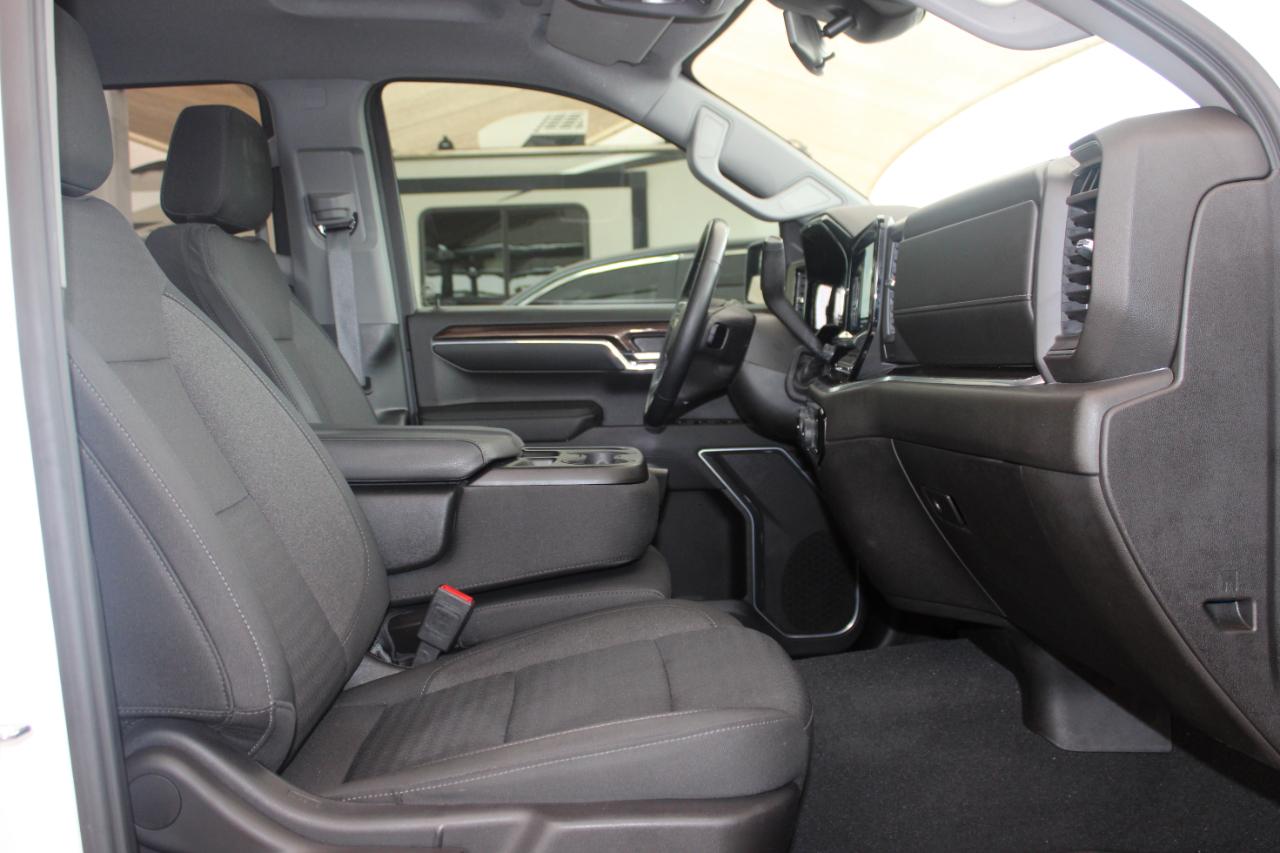 Chevrolet Silverado 1500 LT Crew Cab 4WD 2024