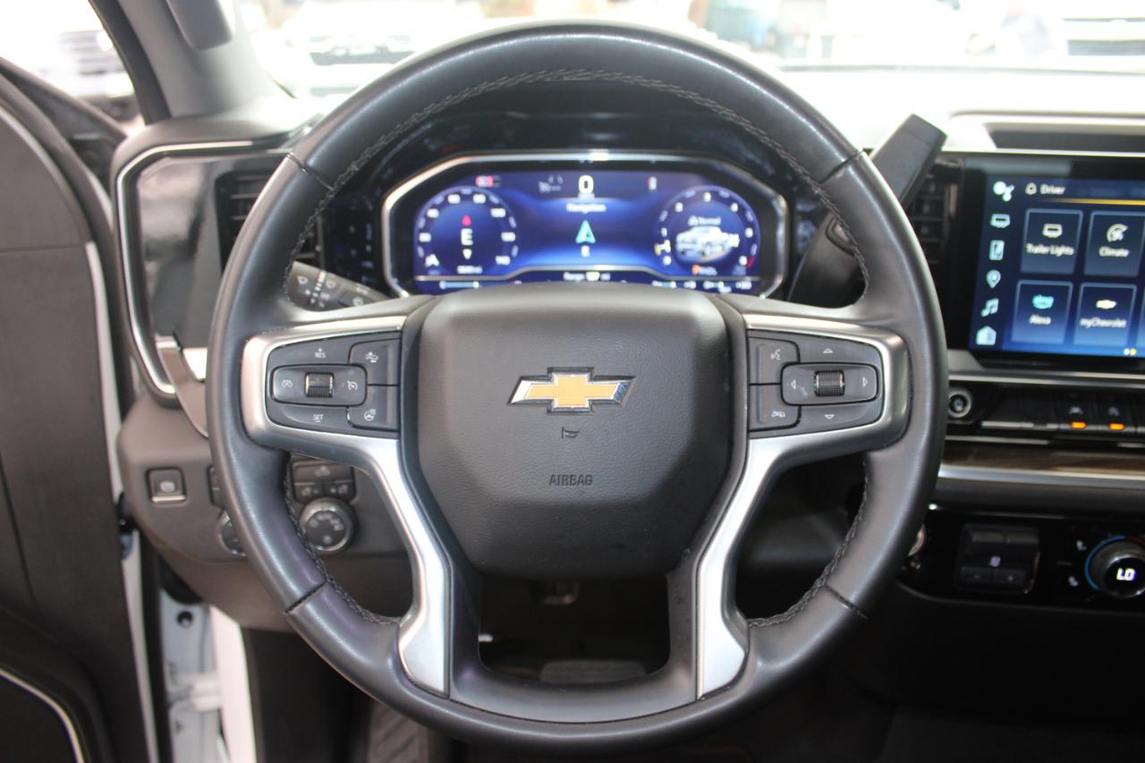 Chevrolet Silverado 1500 LT Crew Cab 4WD 2024