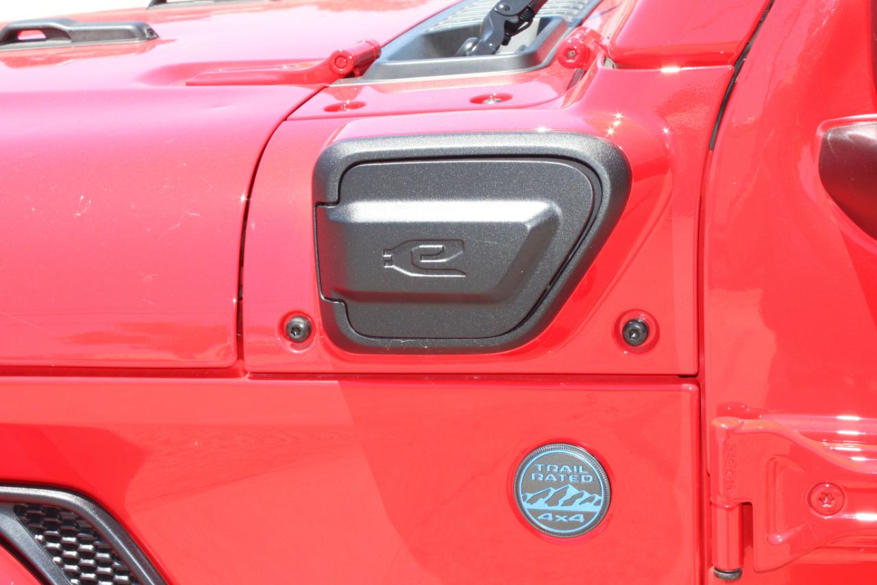 Jeep Wrangler 4xe Sahara 2025