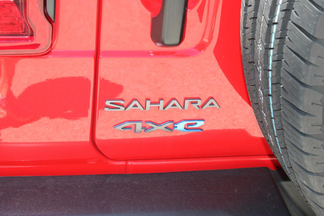 Jeep Wrangler 4xe Sahara 2025