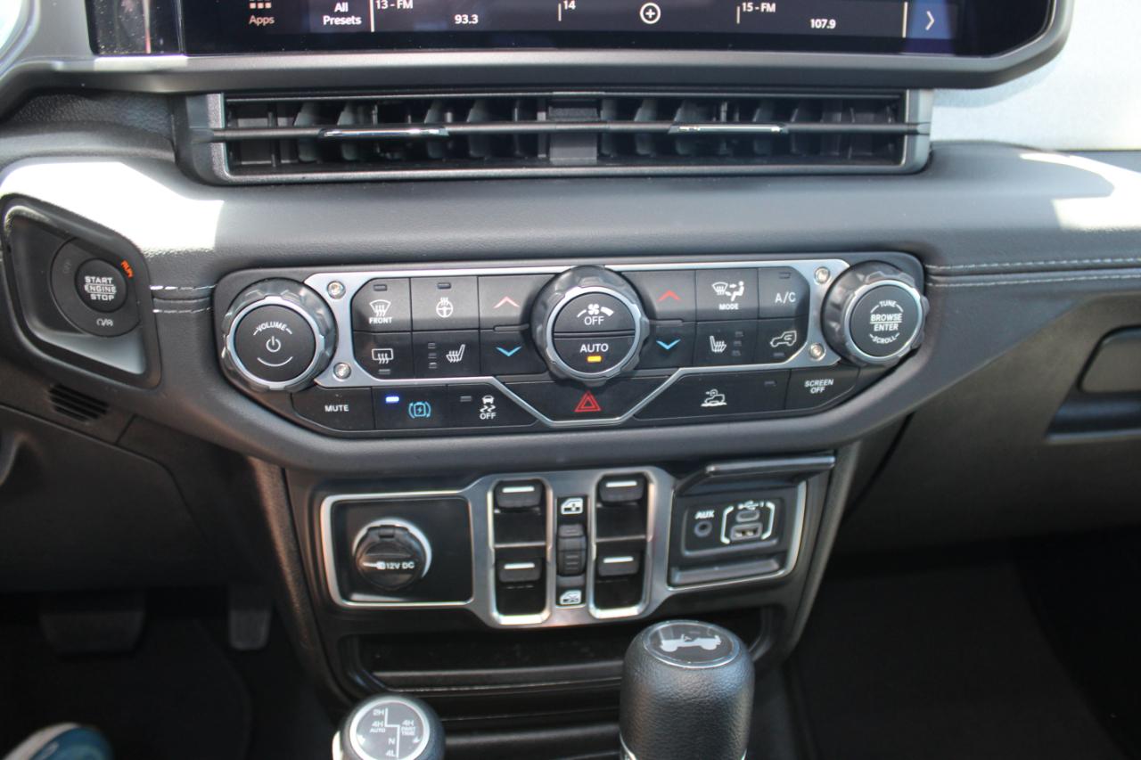 Jeep Wrangler 4xe Sahara 2025