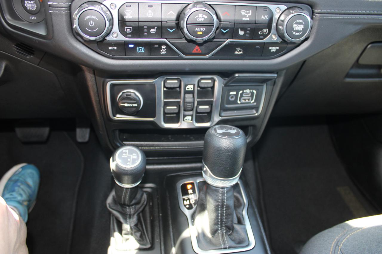 Jeep Wrangler 4xe Sahara 2025