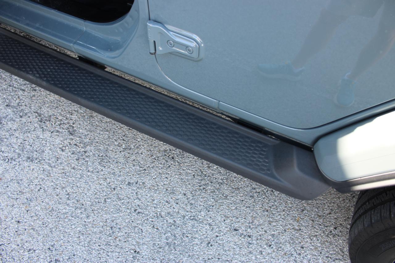 Jeep Wrangler 4xe Sahara 2025