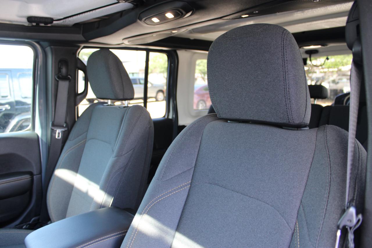 Jeep Wrangler 4xe Sahara 2025