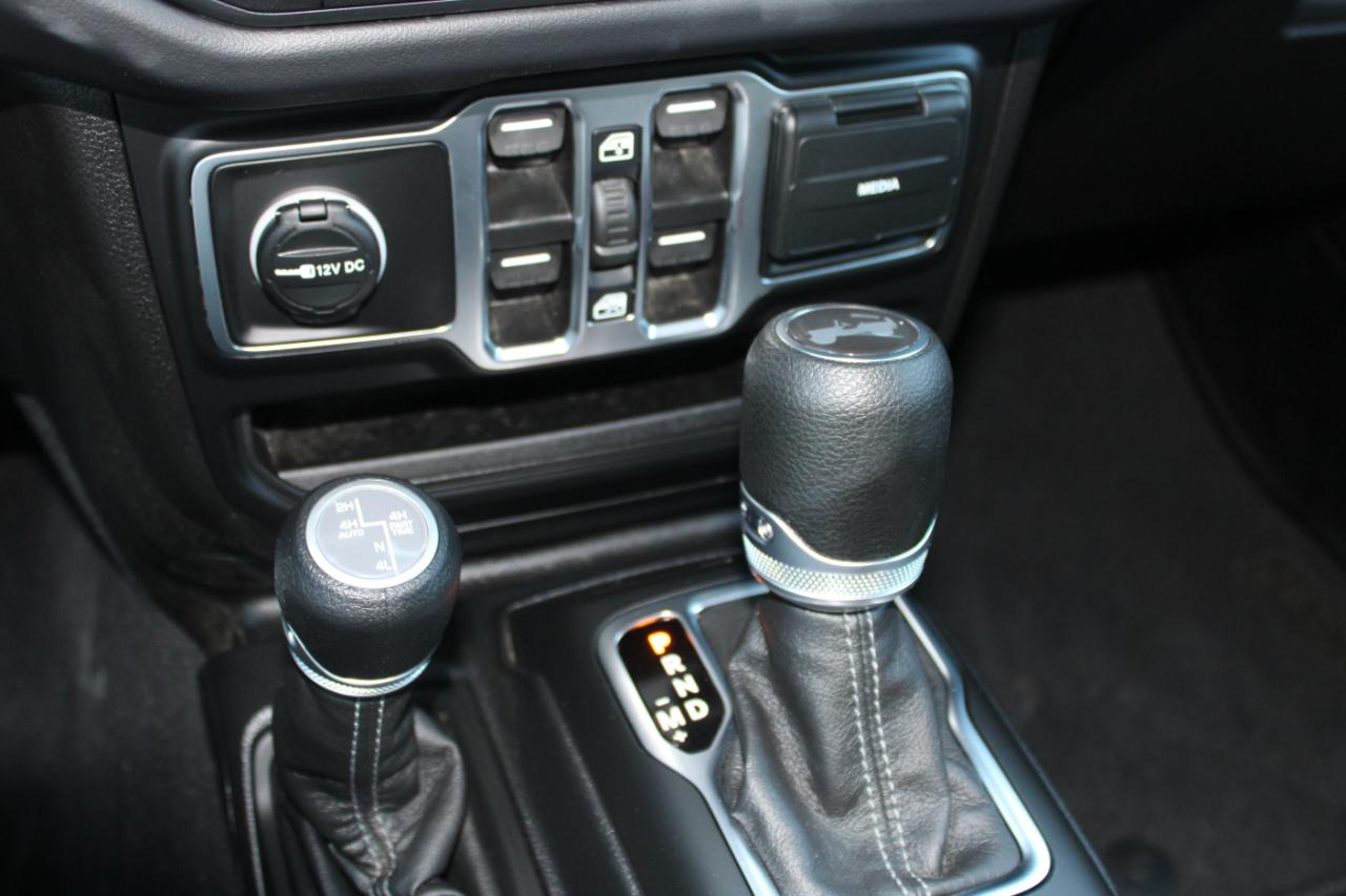 Jeep Wrangler 4xe Sahara 2025