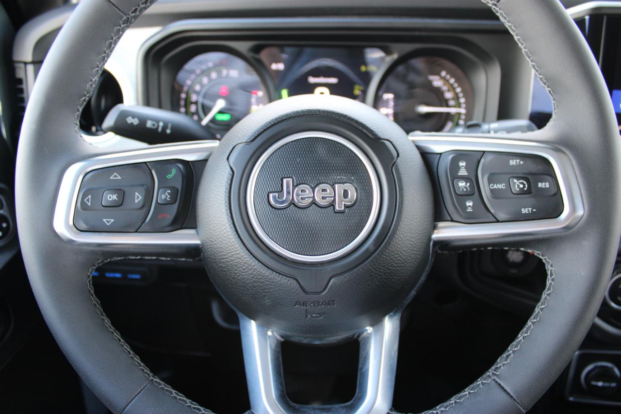 Jeep Wrangler 4xe Sahara 2025