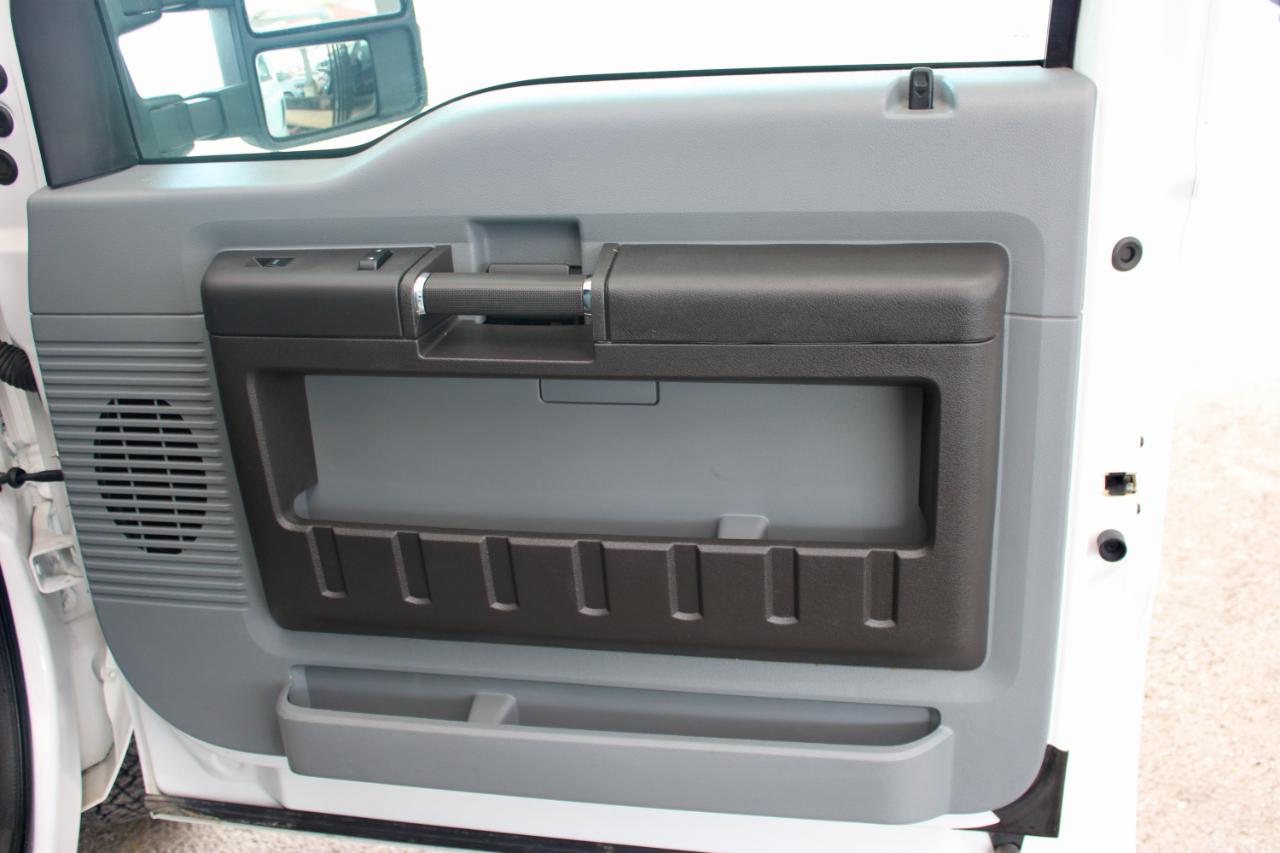 Ford F-250 SD XL SuperCab Long Bed 4WD 2013