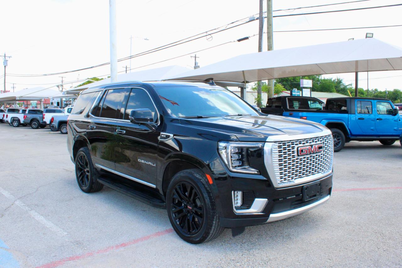 GMC Yukon Denali 4WD 2023