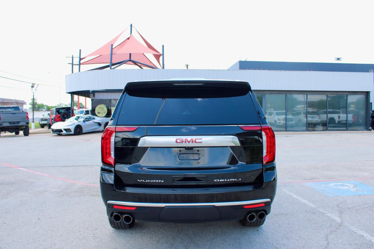 GMC Yukon Denali 4WD 2023