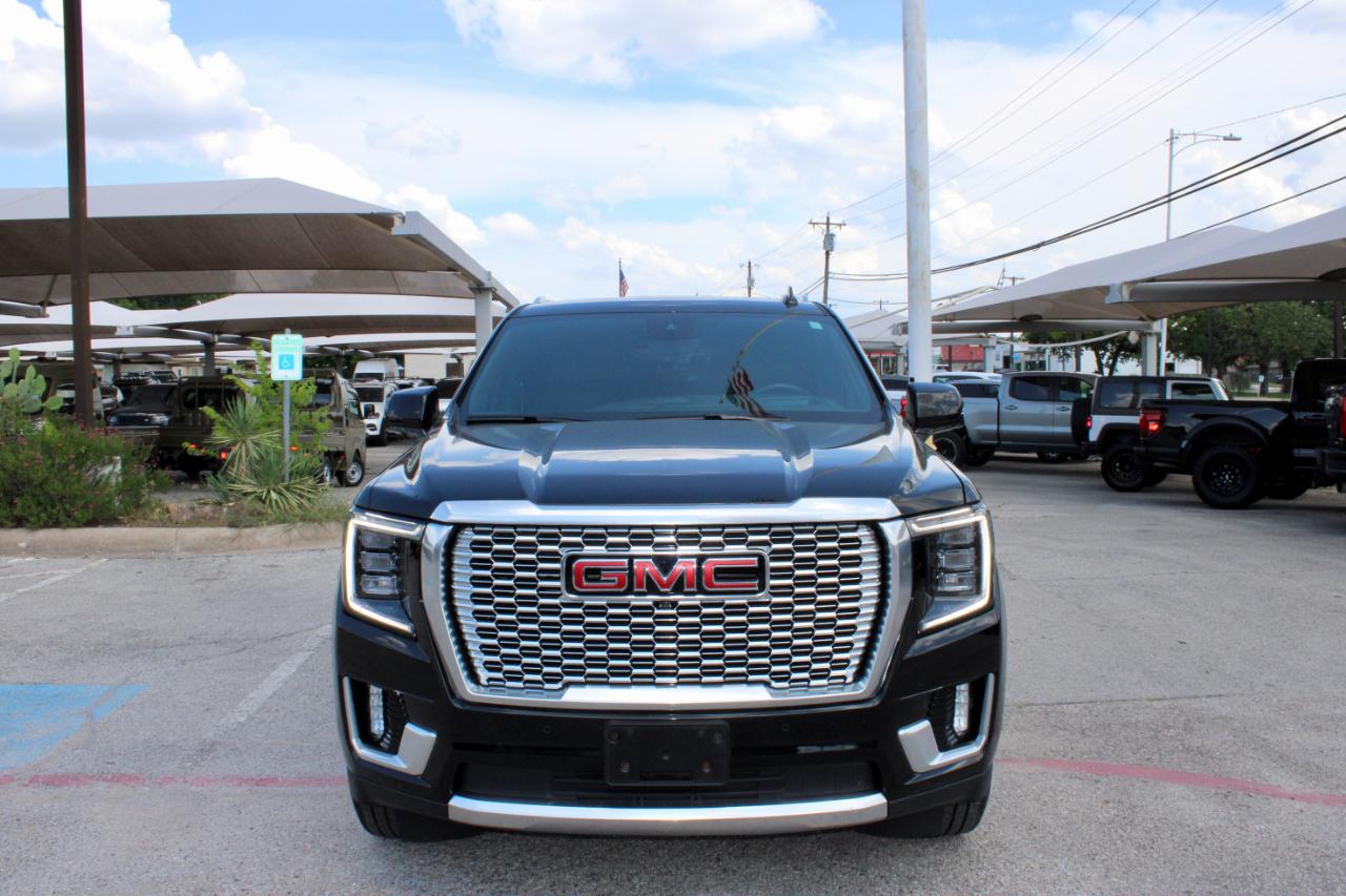 GMC Yukon Denali 4WD 2023