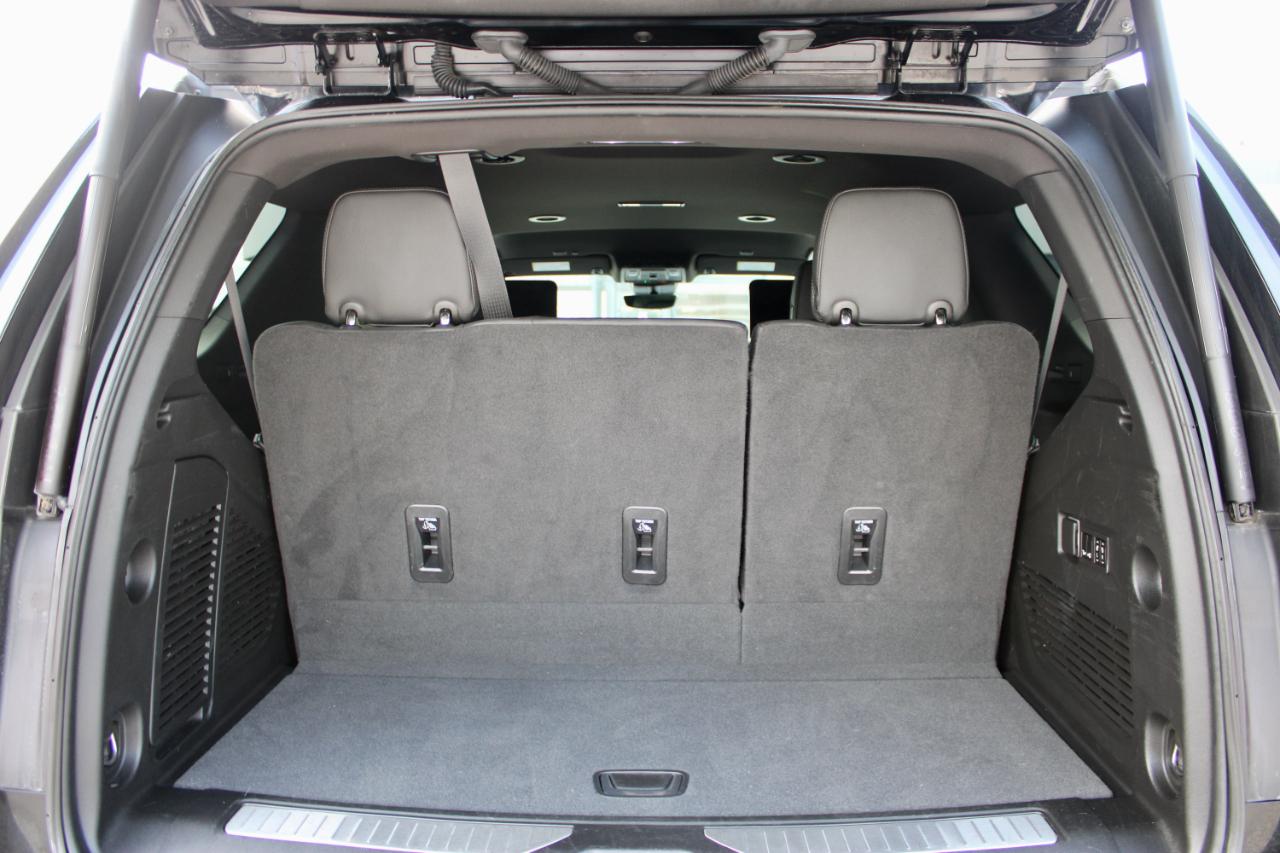 GMC Yukon Denali 4WD 2023