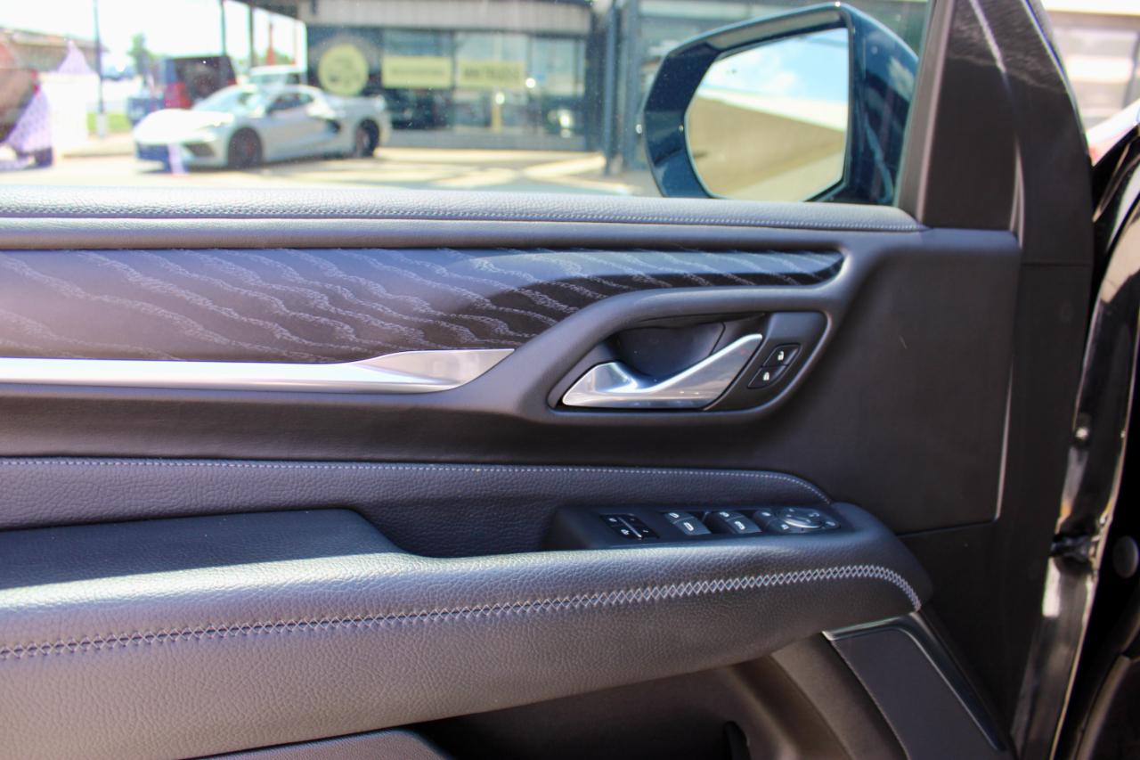 GMC Yukon Denali 4WD 2023