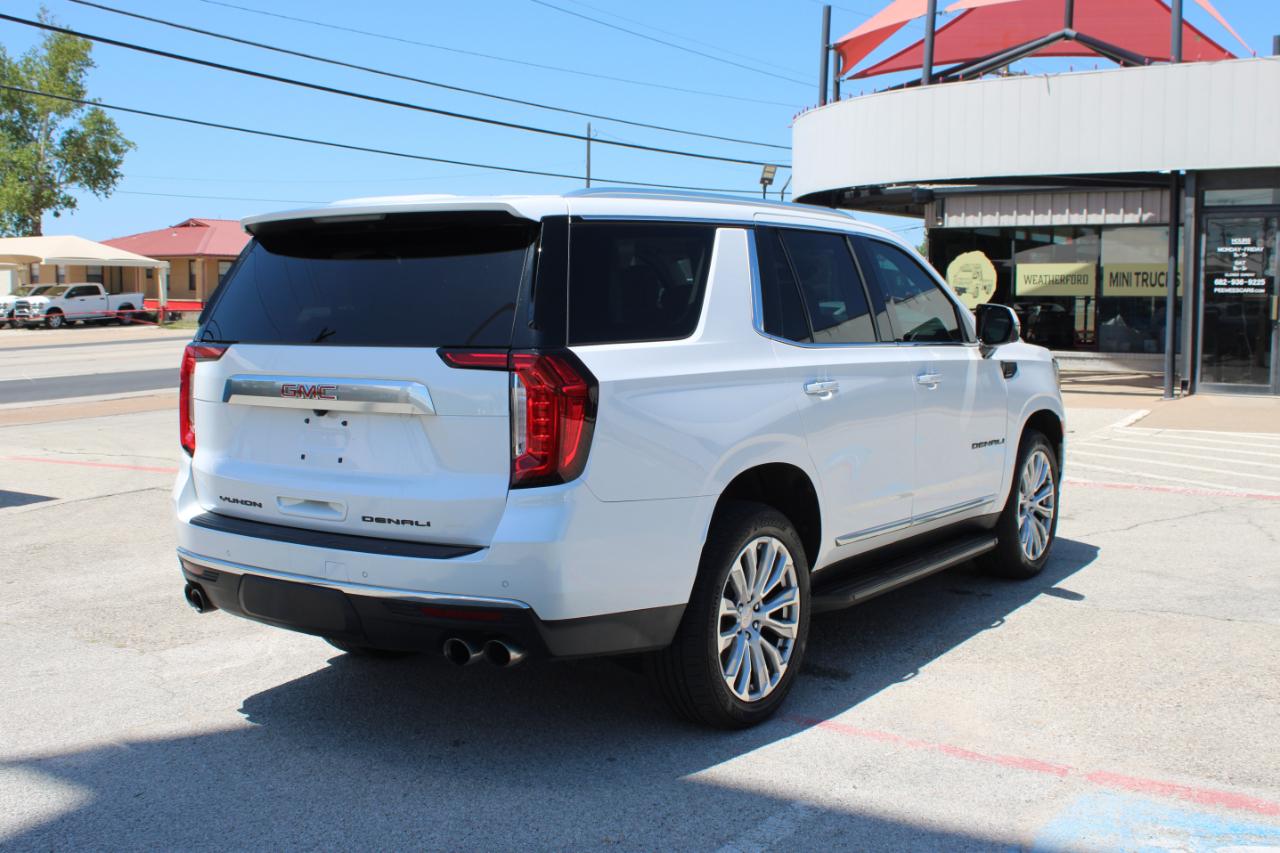 GMC Yukon Denali 4WD 2023