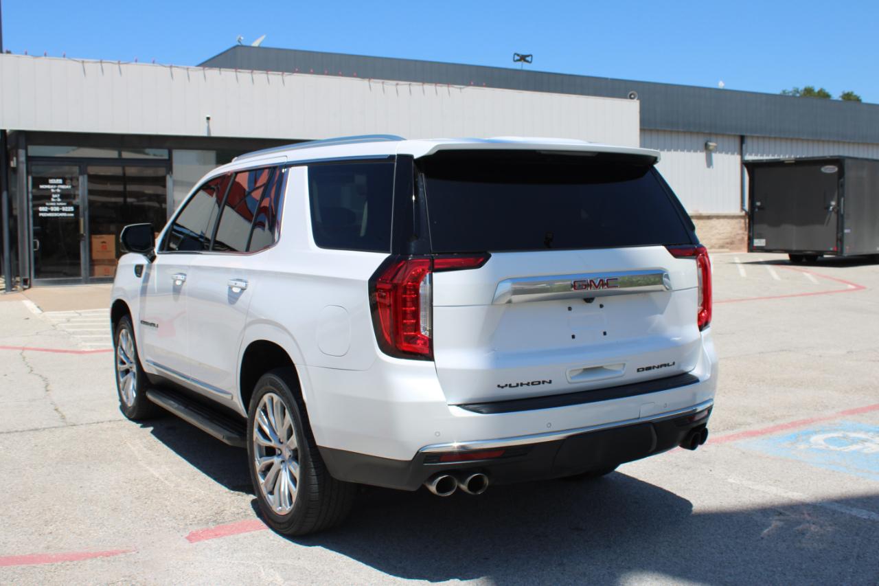 GMC Yukon Denali 4WD 2023