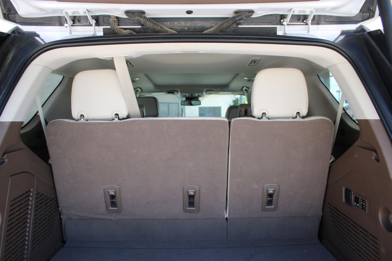 GMC Yukon Denali 4WD 2023
