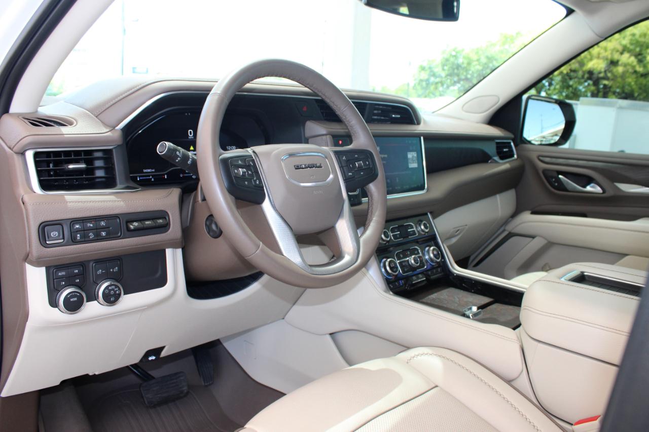 GMC Yukon Denali 4WD 2023