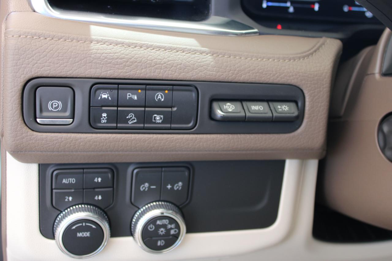 GMC Yukon Denali 4WD 2023
