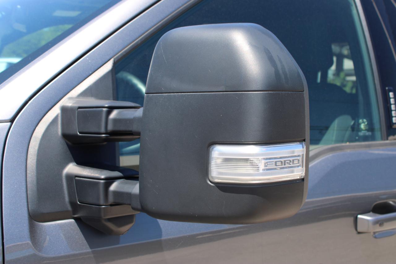 Ford F-150 Lariat SuperCrew 5.5-ft. Bed 4WD 2023