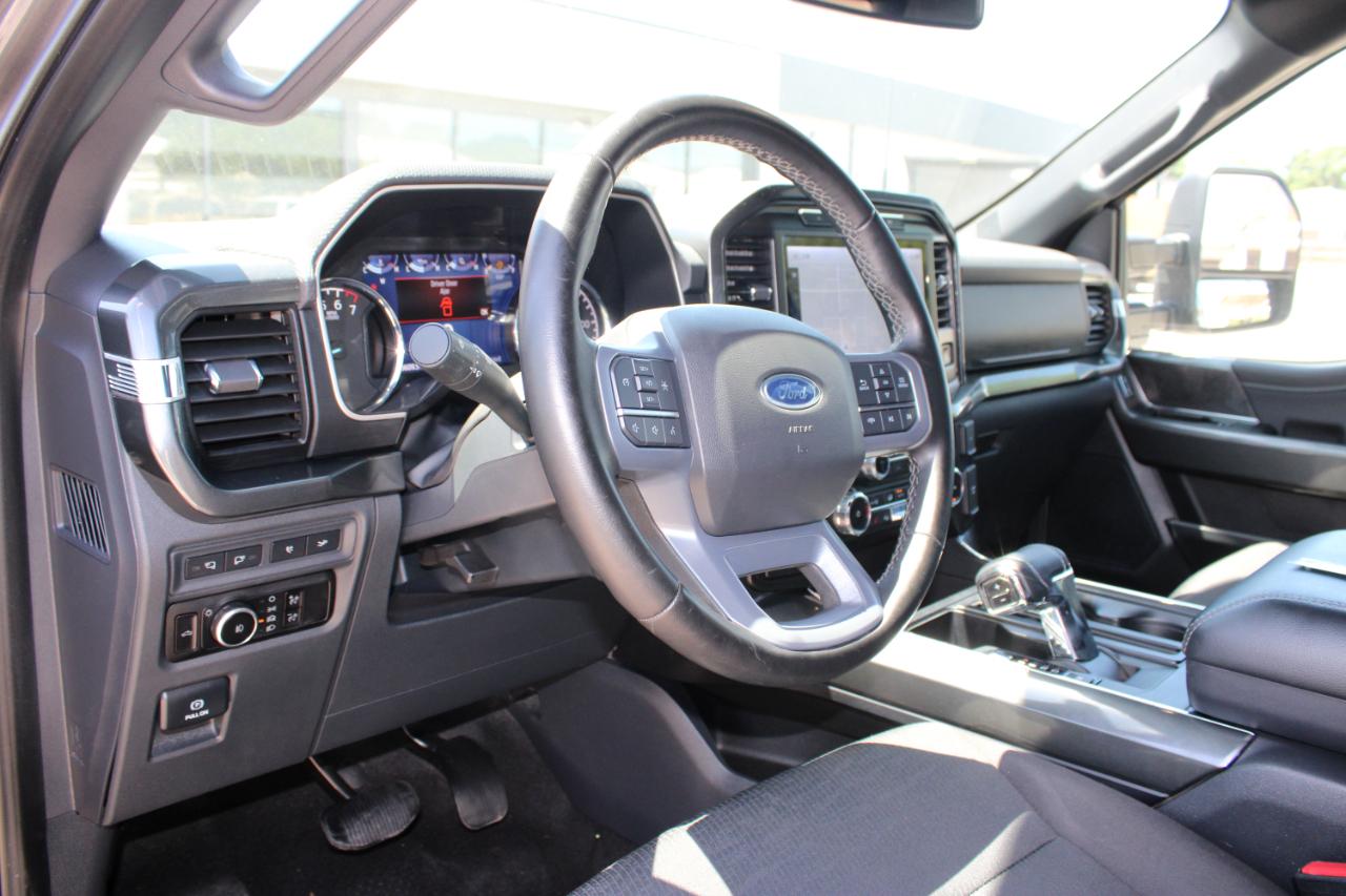 Ford F-150 Lariat SuperCrew 5.5-ft. Bed 4WD 2023