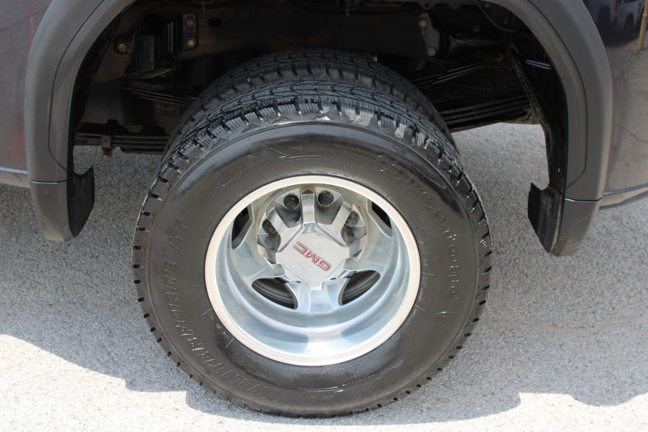 GMC Sierra 3500HD SLT Crew Cab DRW 4WD 2025