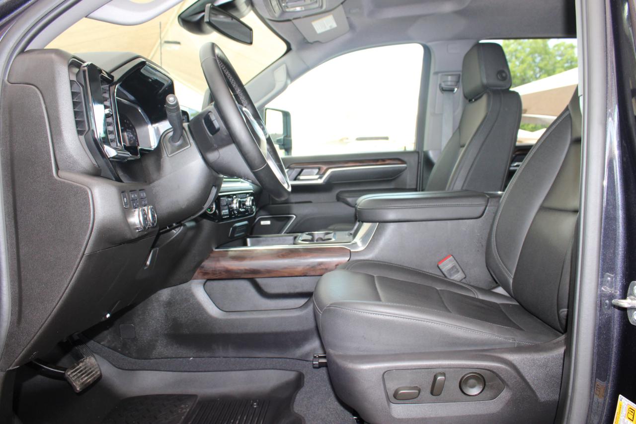 GMC Sierra 3500HD SLT Crew Cab DRW 4WD 2025
