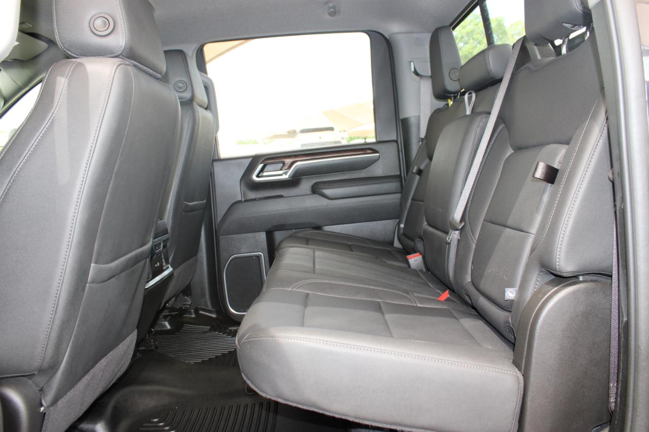 GMC Sierra 3500HD SLT Crew Cab DRW 4WD 2025