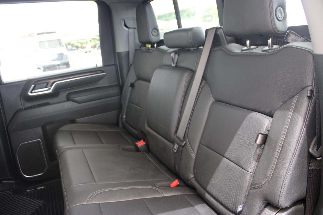 GMC Sierra 3500HD SLT Crew Cab DRW 4WD 2025