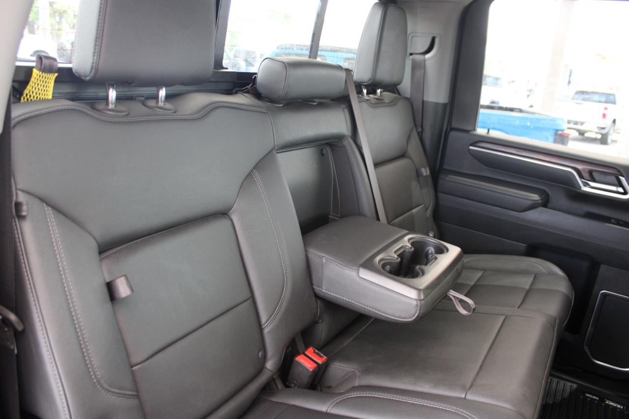 GMC Sierra 3500HD SLT Crew Cab DRW 4WD 2025