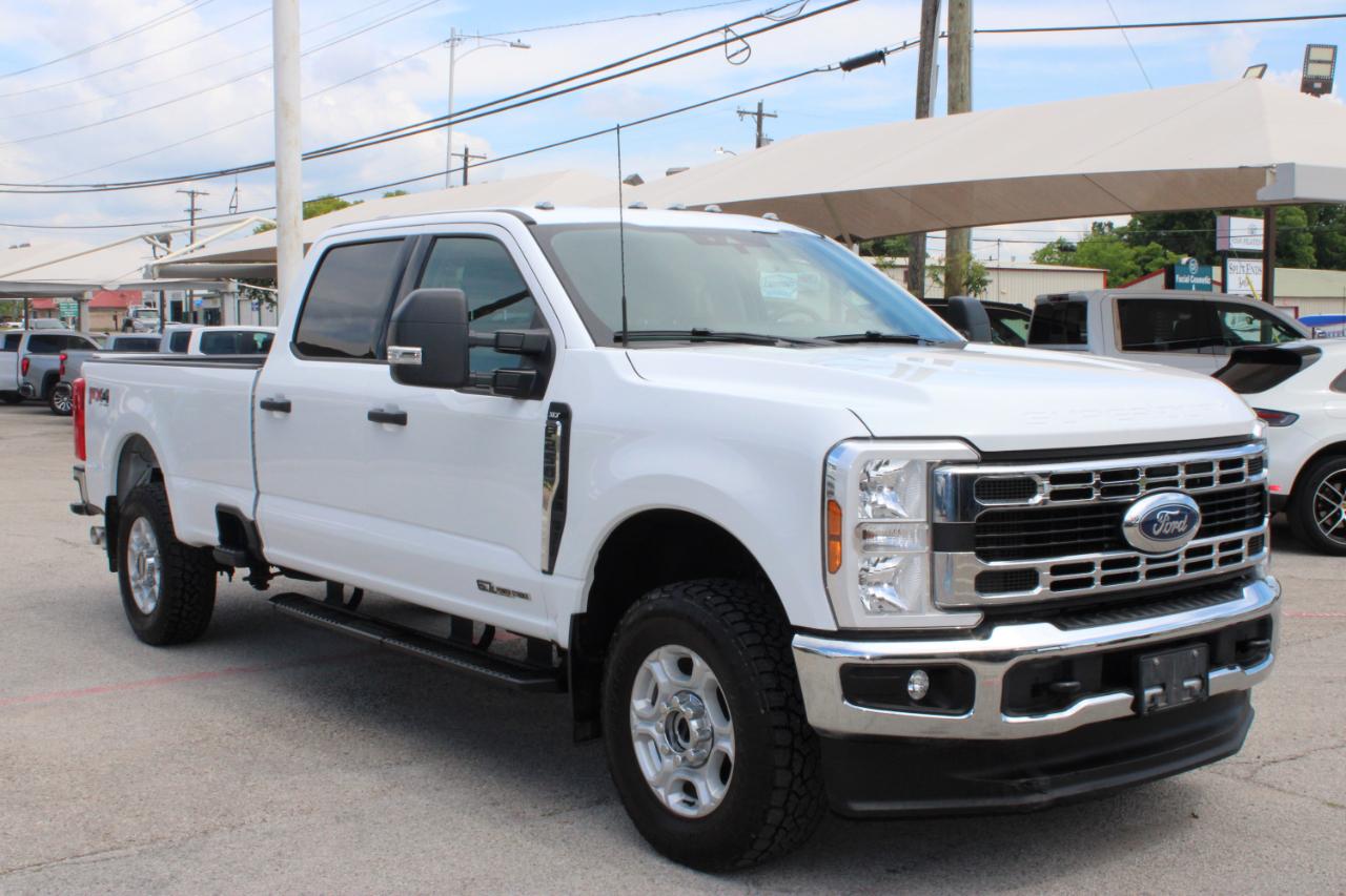 Ford F-250 SD XLT Crew Cab Long Bed 4WD 2025