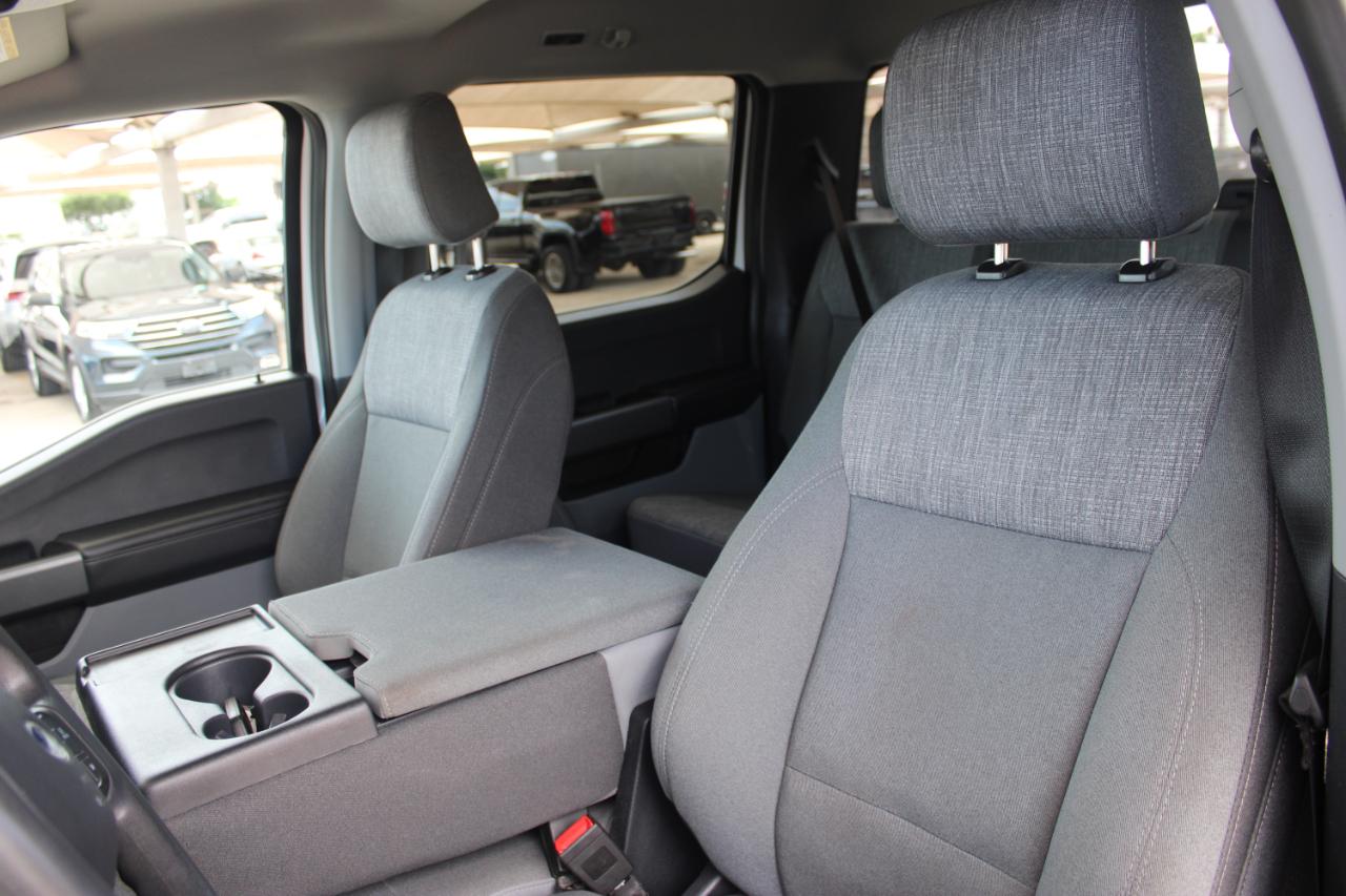 Ford F-250 SD XLT Crew Cab Long Bed 4WD 2025