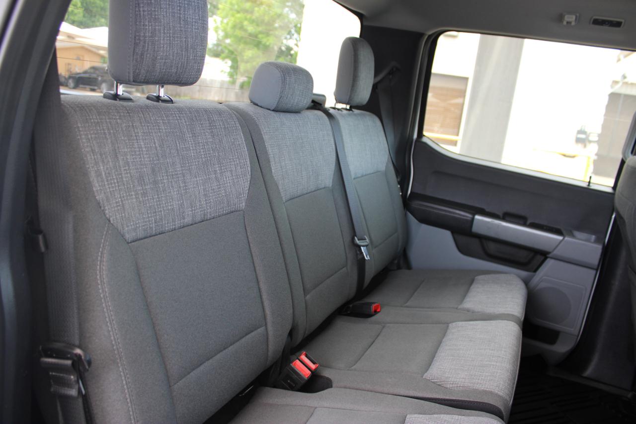 Ford F-250 SD XLT Crew Cab Long Bed 4WD 2025